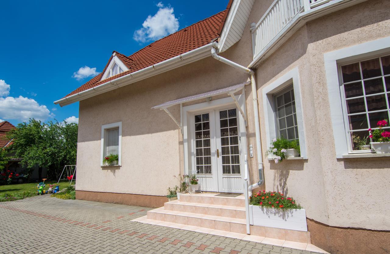 White Apartment Keszthely Εξωτερικό φωτογραφία